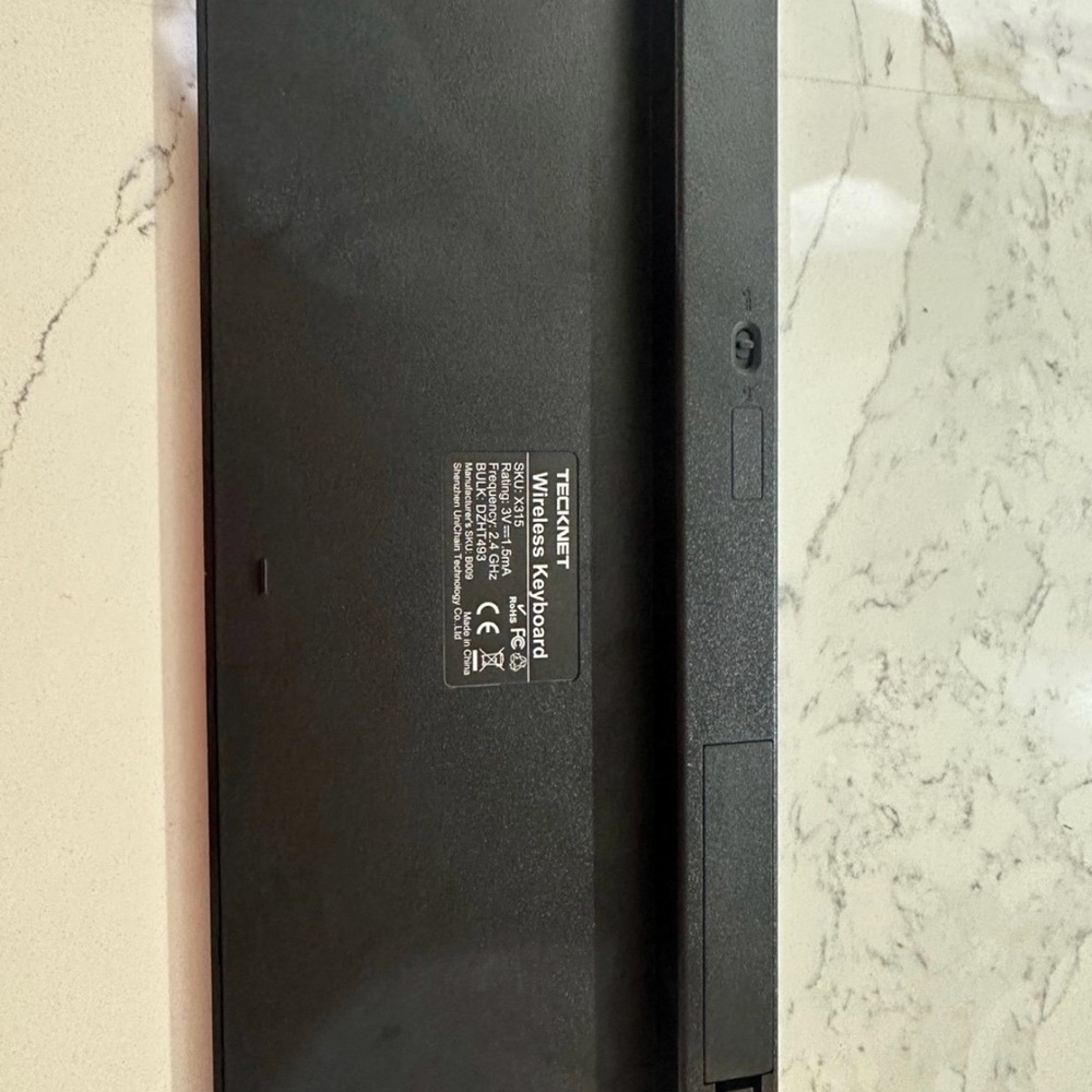 TEKNET Black Wireless Keyboard - Picture 2 of 3